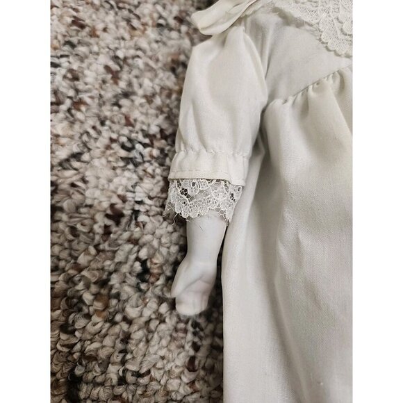 Vintage Antique Porcelain Sweet Blue Eyed Baby Doll 12" - Picture 4 of 12